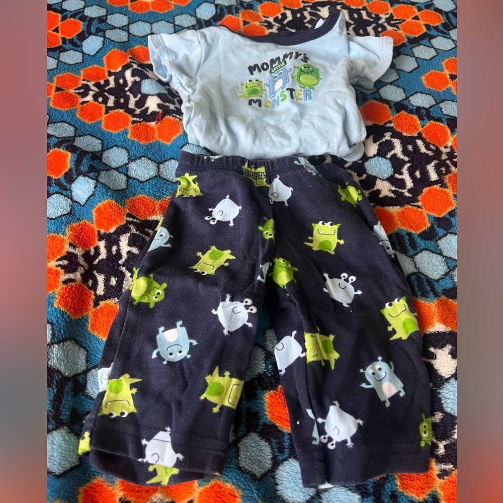 Carters New born baby boy cotton set